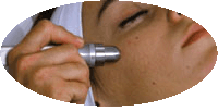 paciente recibiendo microdermabrasion